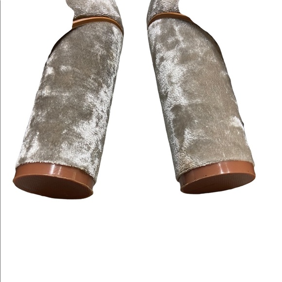 Cape Robbin Paw-27 (6) gray  Stretchy Pointy Toe Thigh High Block  Boot - Picture 11 of 14